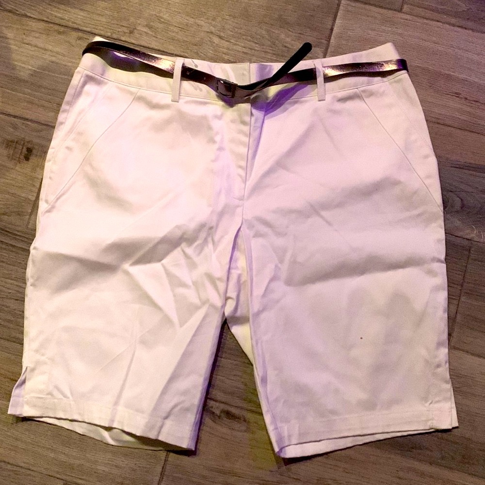 NEW Covington long Bermuda shorts